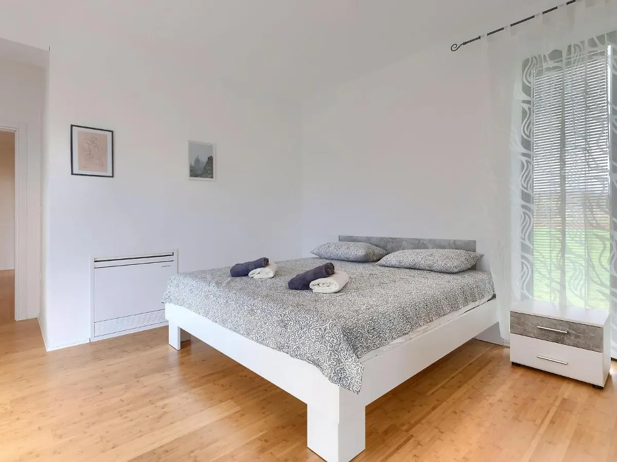 Villa Julia By Interhome Barban